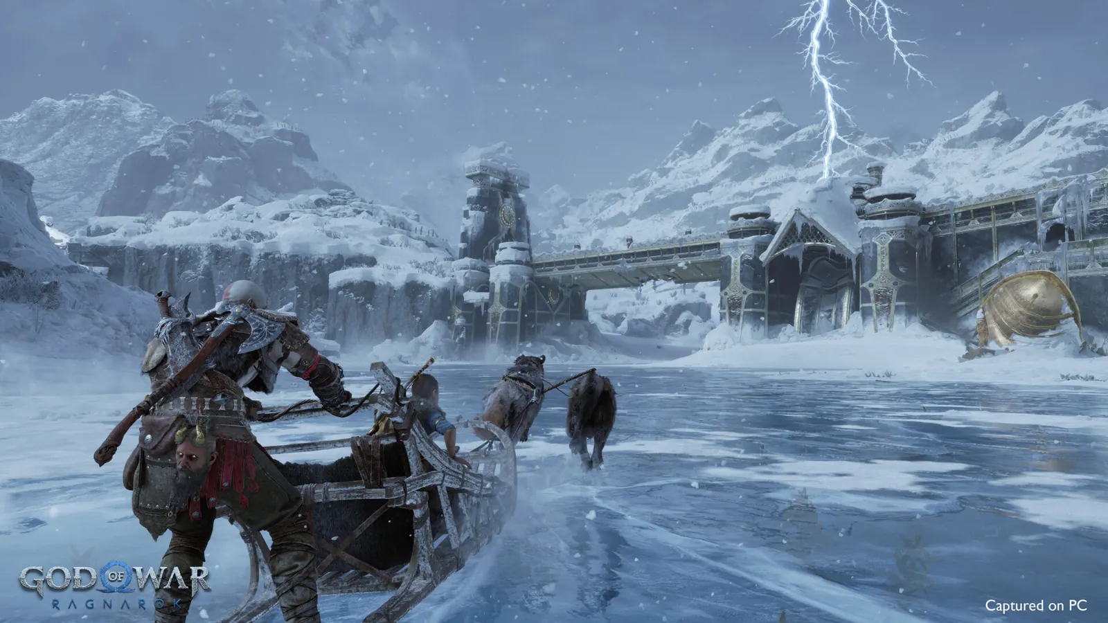 God of War Ragnarök en un PC de MEGA SYSTEM